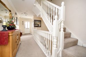 Middle floor landing- click for photo gallery